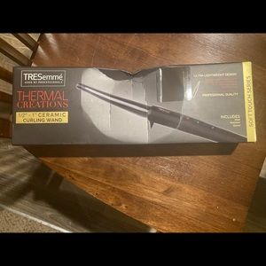TRESemme’ Thermal Creations 1/2”-1” Ceramic Curling Wand